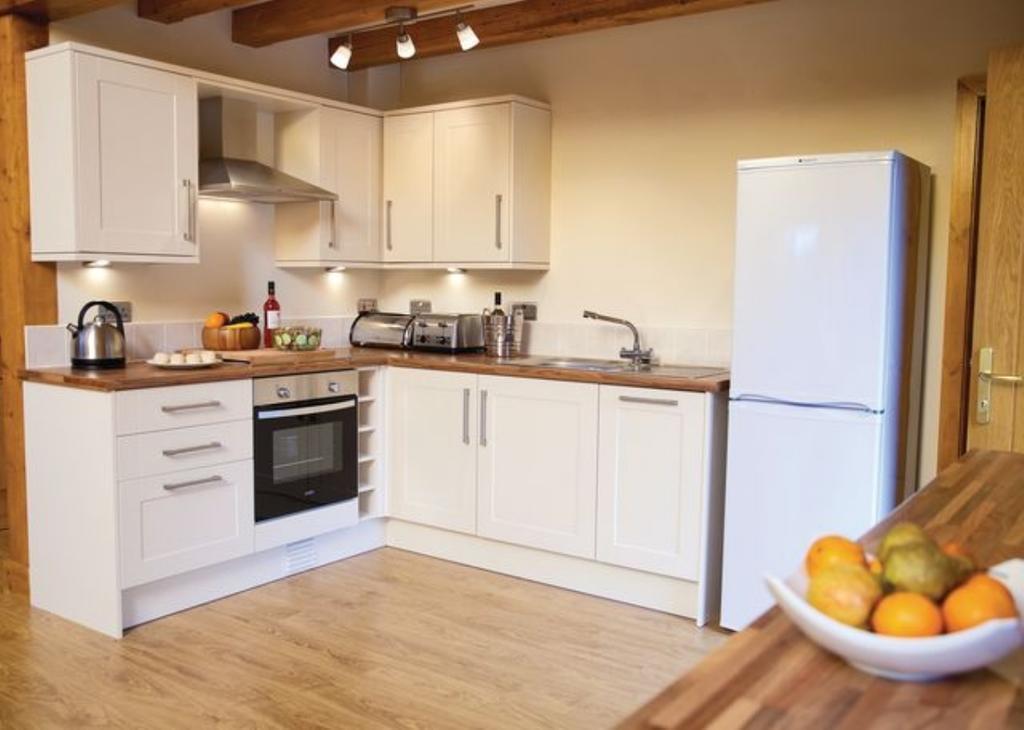 Redbrick Lodges Clipstone Экстерьер фото