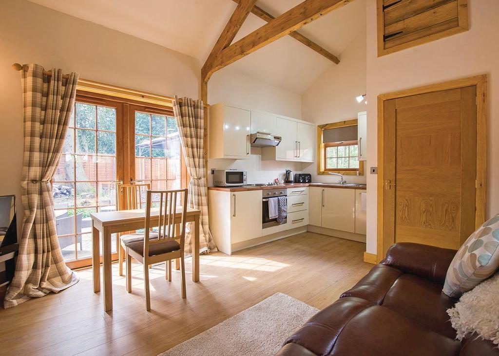 Redbrick Lodges Clipstone Экстерьер фото