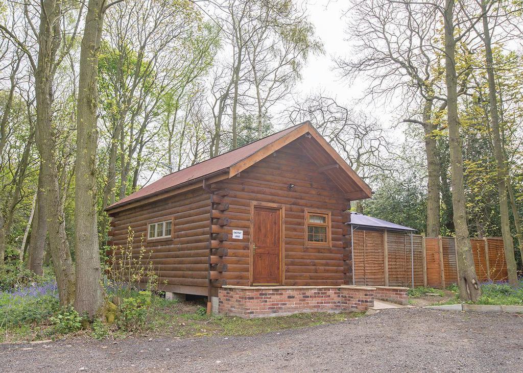 Redbrick Lodges Clipstone Экстерьер фото