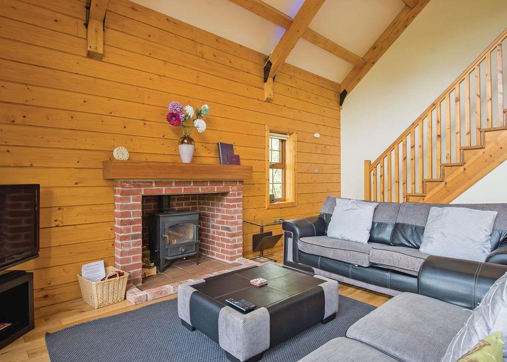 Redbrick Lodges Clipstone Экстерьер фото
