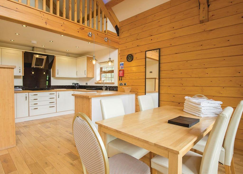 Redbrick Lodges Clipstone Экстерьер фото
